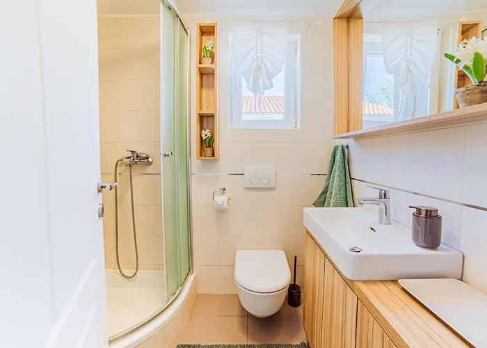 Royal فيلة كليمنو